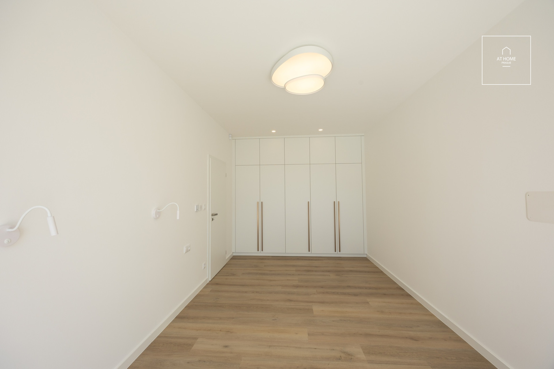 2-bedroom apartment, ground floor, Na Vrchu, Řeporyje