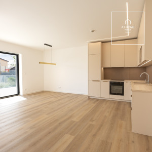 2-bedroom apartment, ground floor, Na Vrchu, Řeporyje