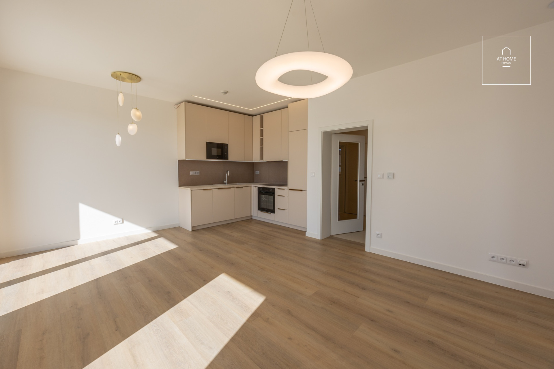 2-bedroom apartment with terrace, Na Vrchu, Řeporyje