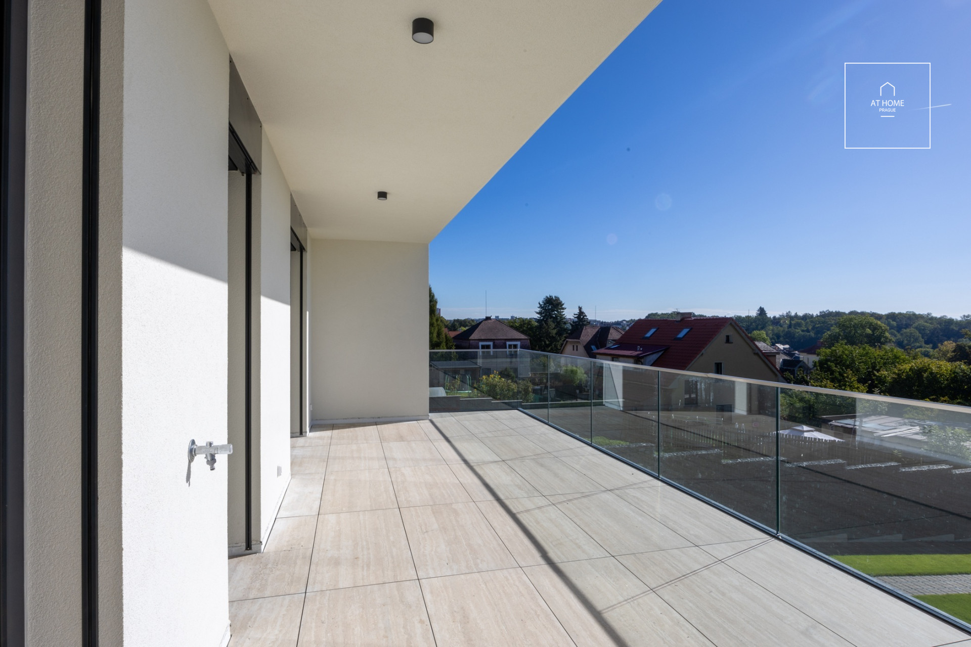 2-bedroom apartment with terrace, Na Vrchu, Řeporyje