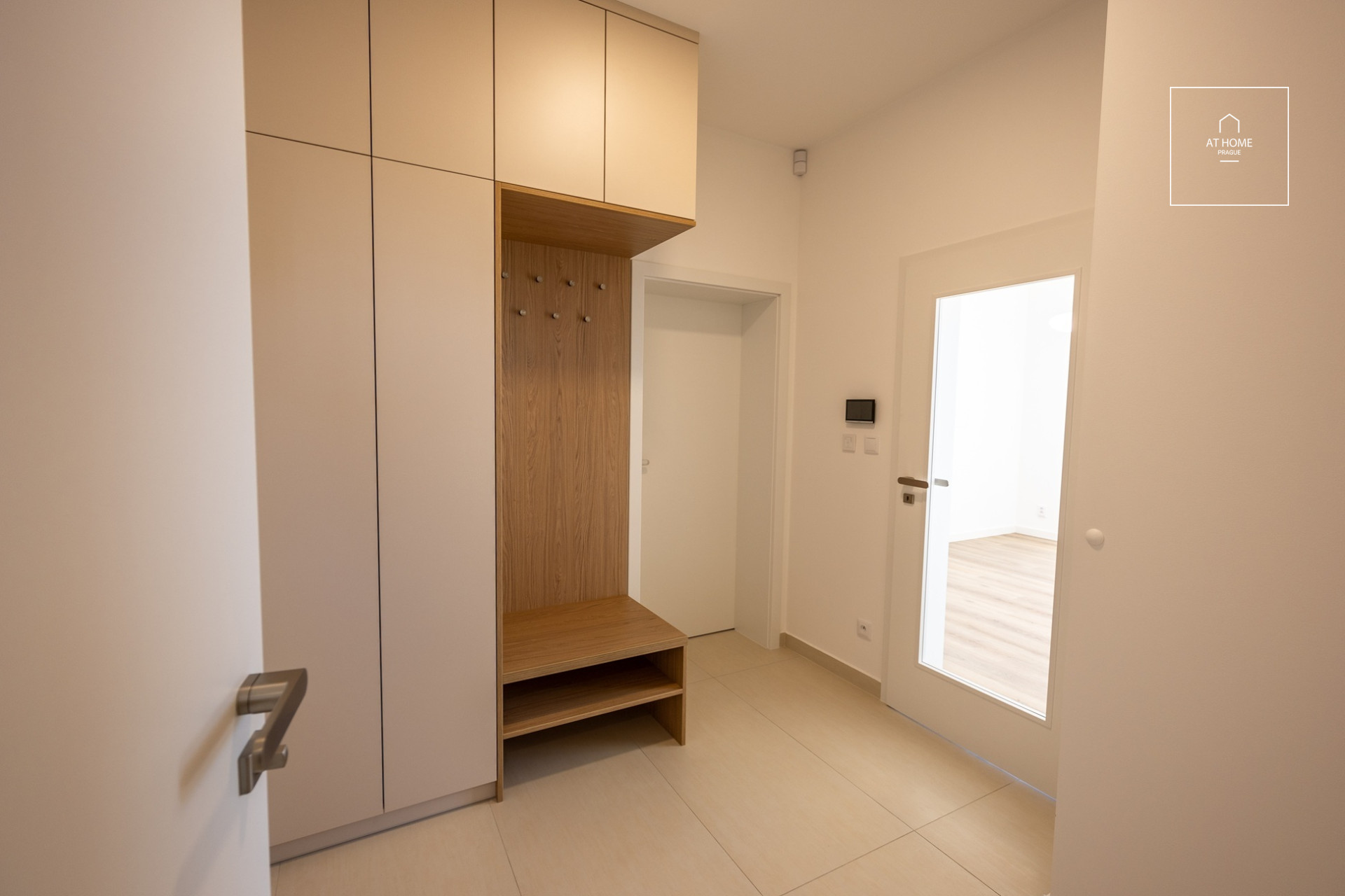 2-bedroom apartment with terrace, Na Vrchu, Řeporyje