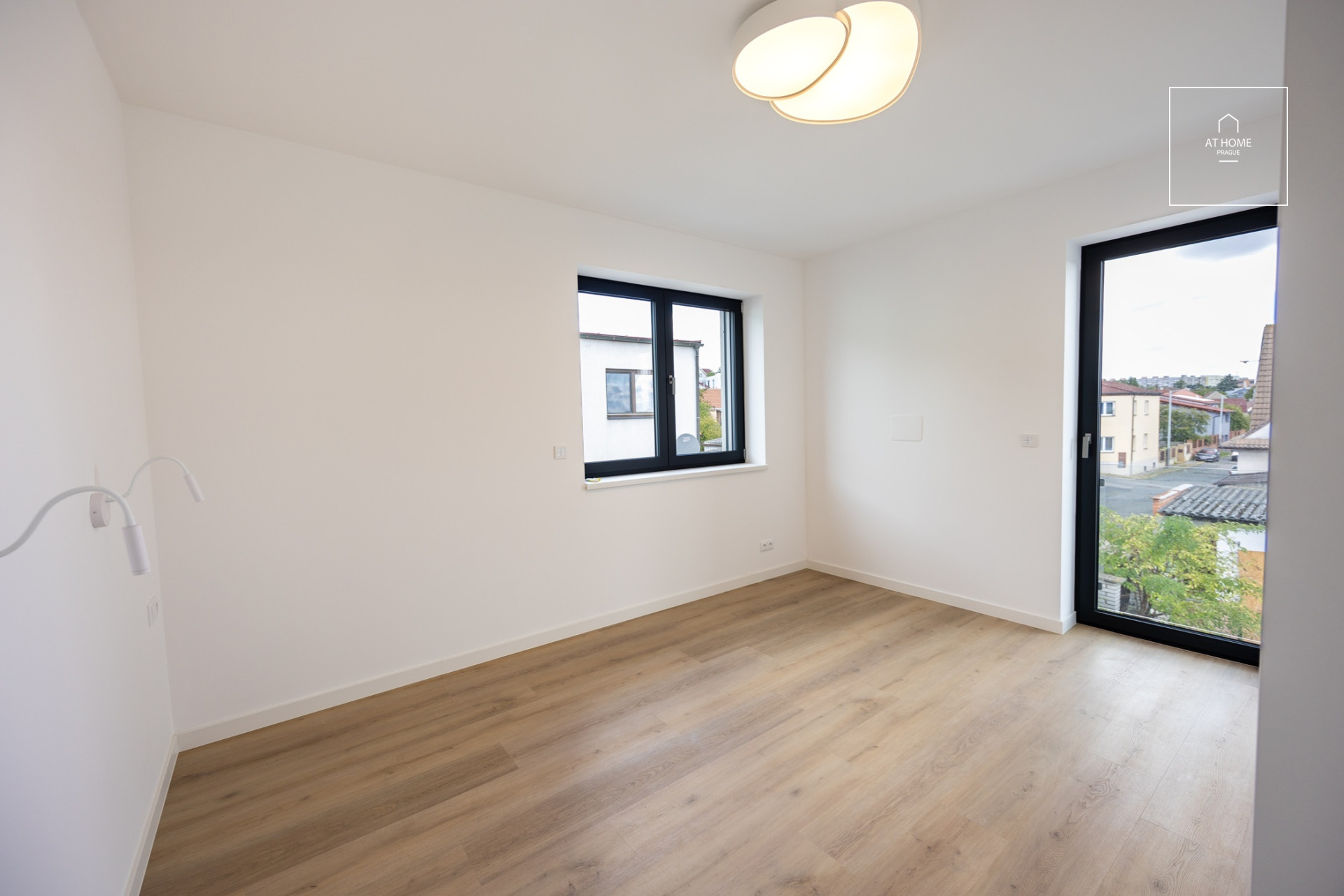 2-bedroom apartment with terrace, Na Vrchu, Řeporyje