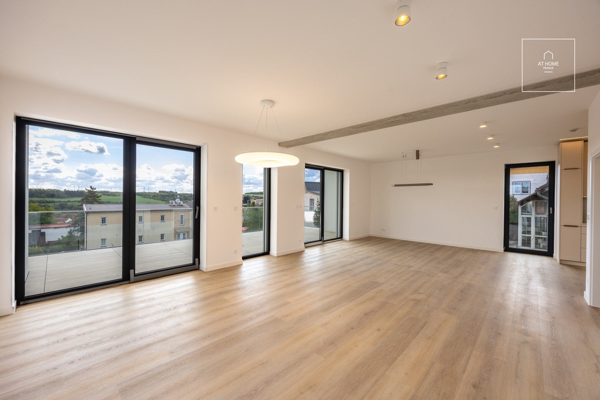 2-bedroom apartment with terrace, Na Vrchu, Řeporyje