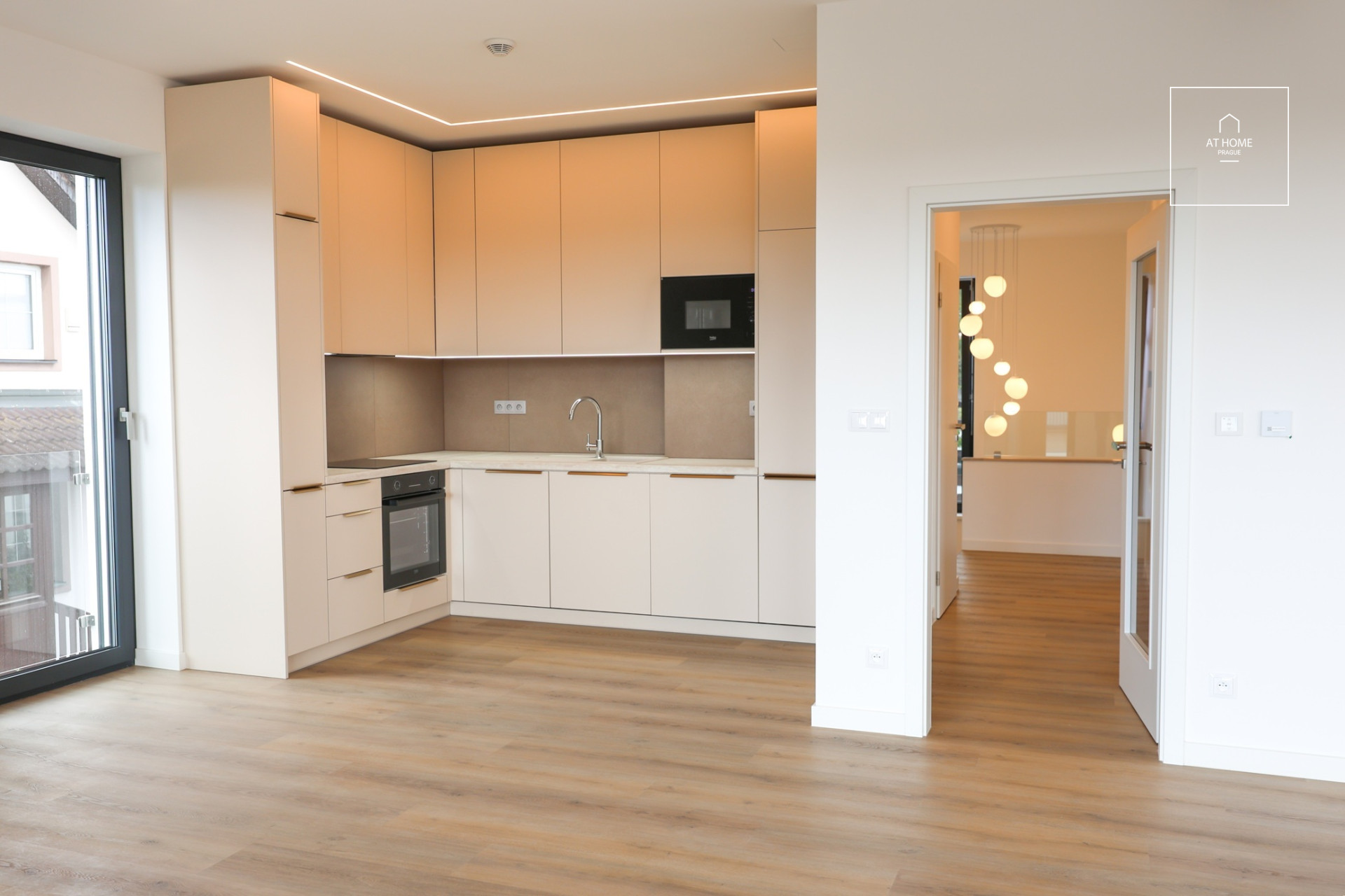 2-bedroom apartment with terrace, Na Vrchu, Řeporyje