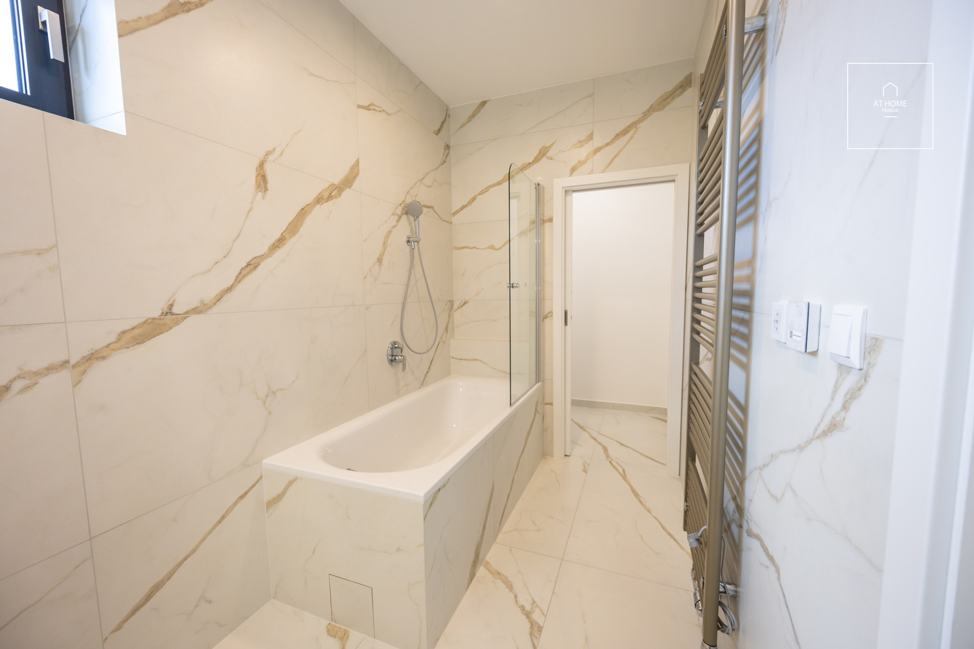 2-bedroom apartment with terrace, Na Vrchu, Řeporyje