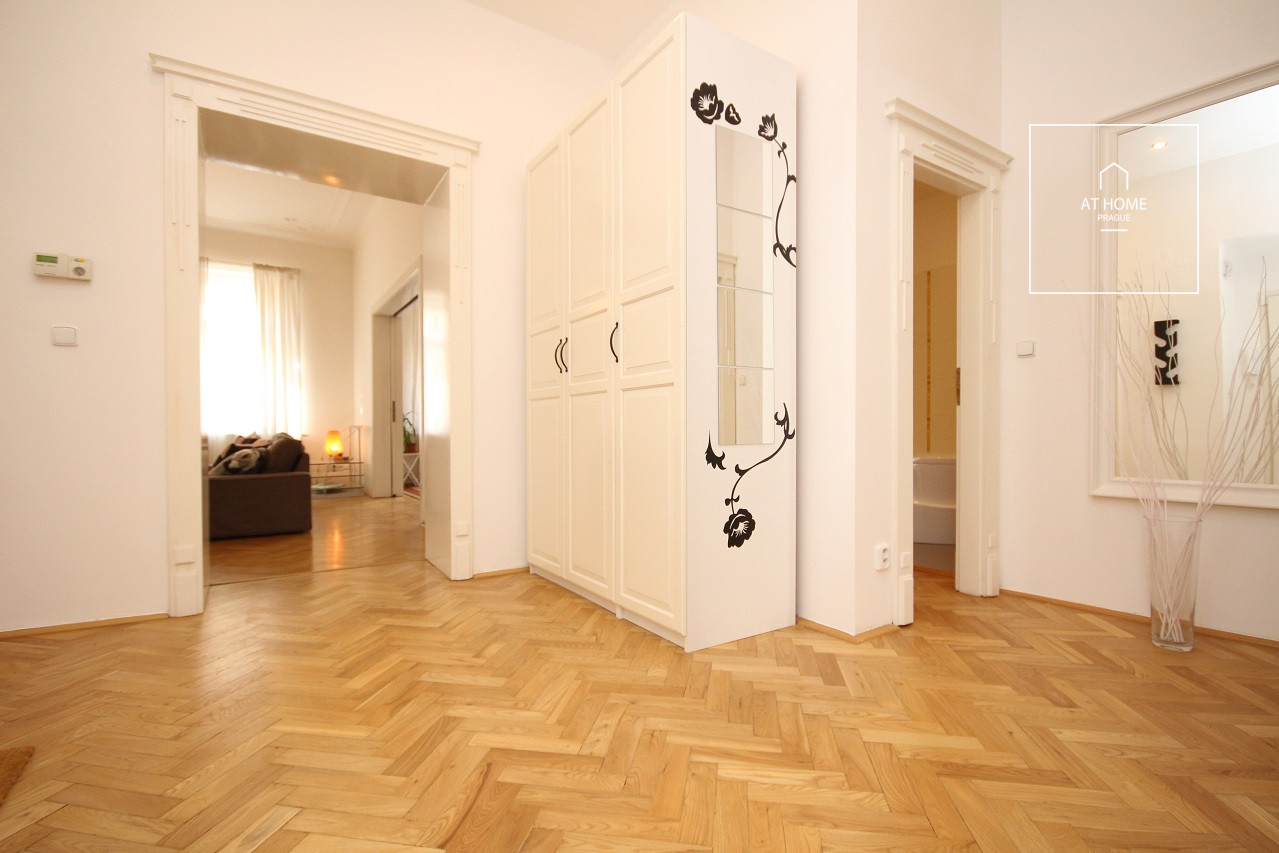 Prostorný byt 3+1, Vinohrady - Mánesova ulice