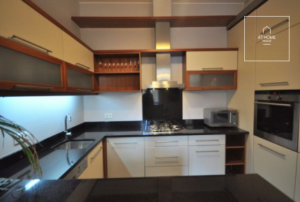 Luxury fully furnished apartment, Elišky Krásnohorské, Staré Město