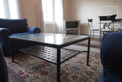 Fully furnished apartment, historical building, Hroznová